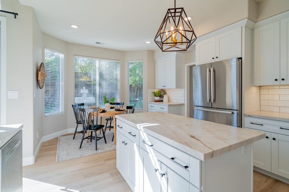 1205 Quail Ridge WAY