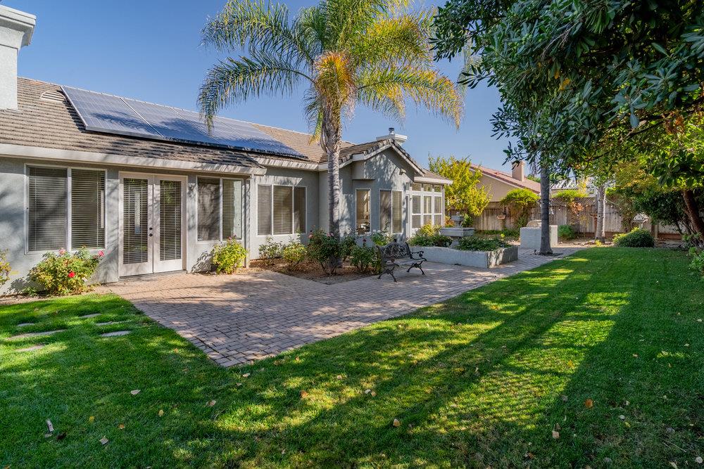 1205 Quail Ridge WAY