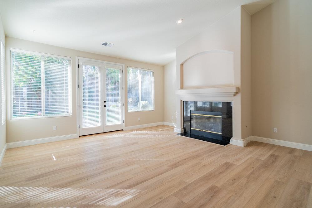 1205 Quail Ridge WAY