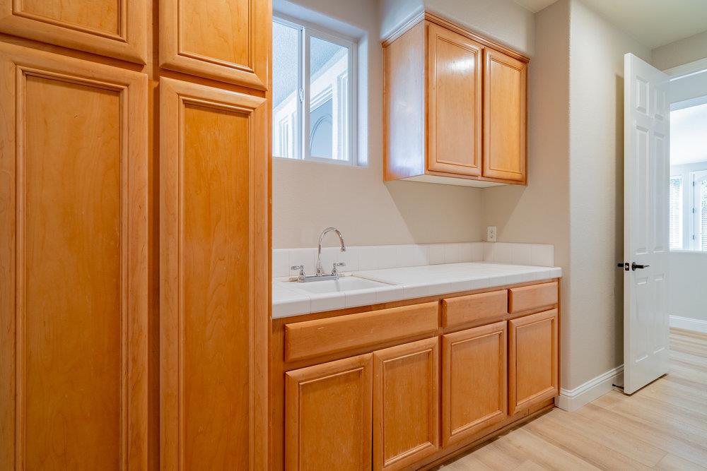 1205 Quail Ridge WAY