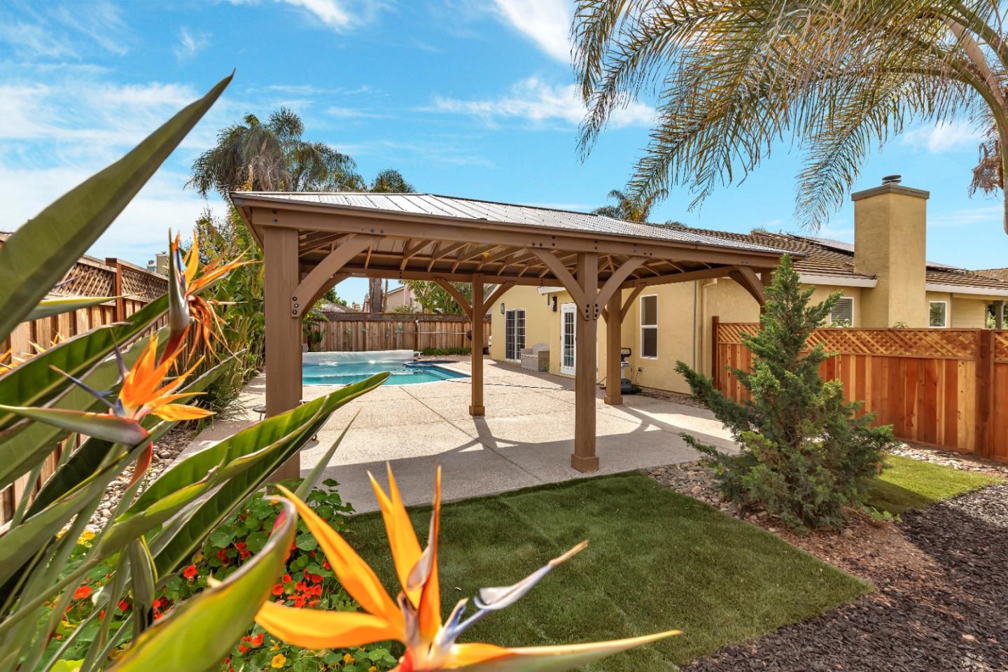181 San Tropez DR