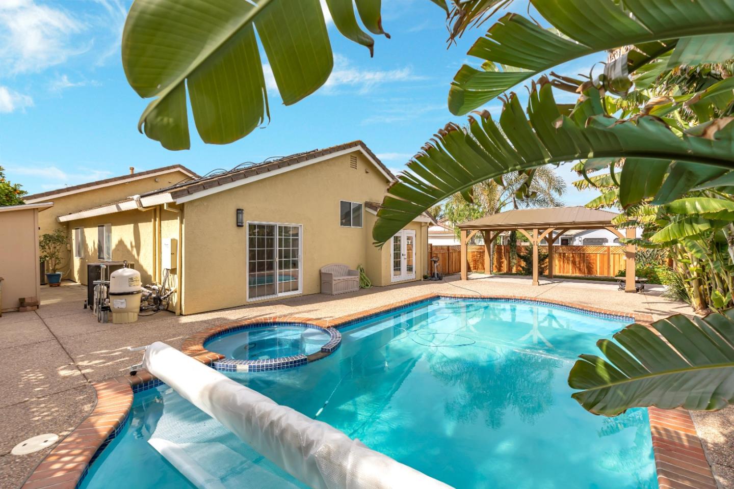 181 San Tropez DR