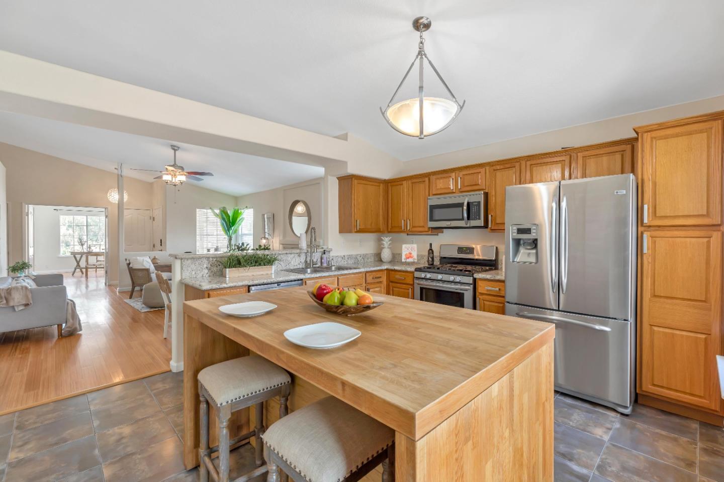 181 San Tropez DR