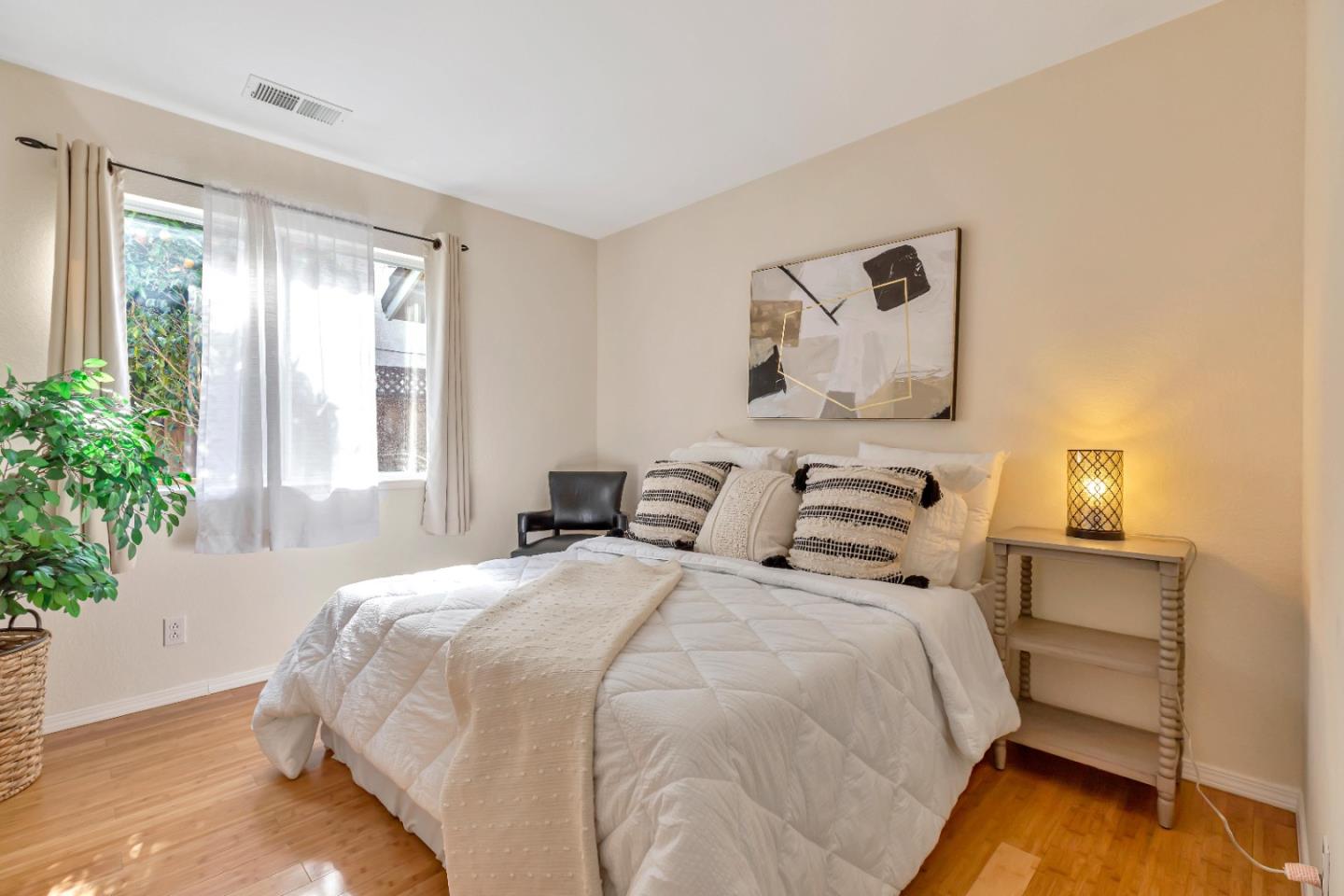 181 San Tropez DR