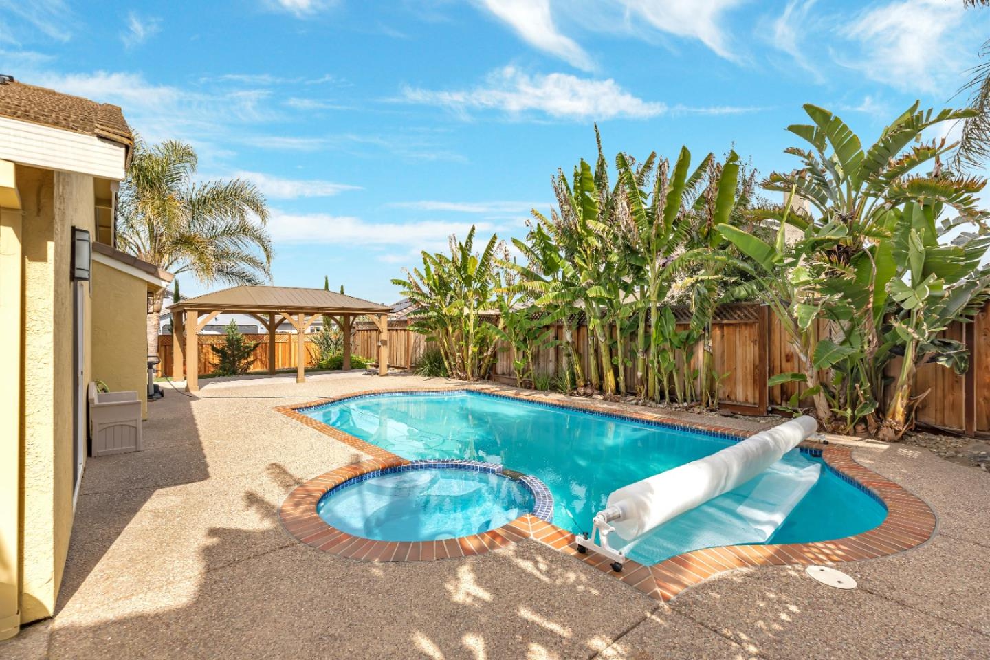 181 San Tropez DR