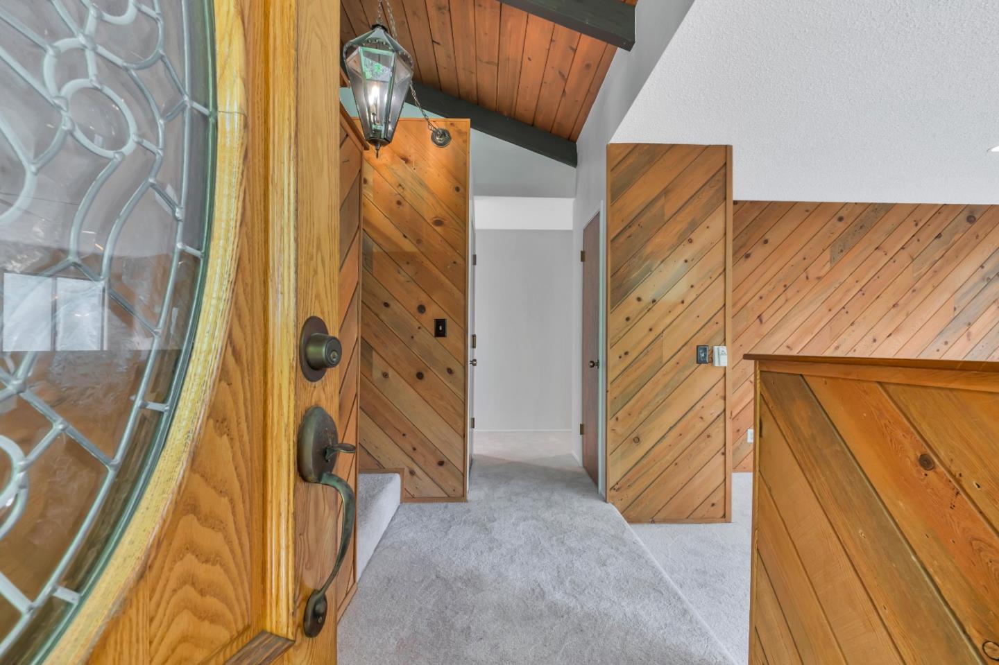 77 Azalea LN