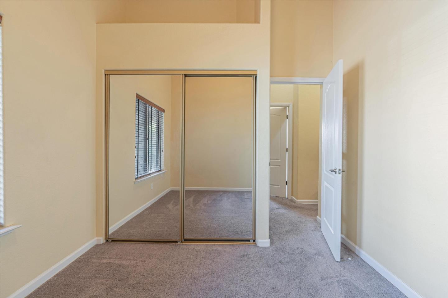744 Elmwood DR