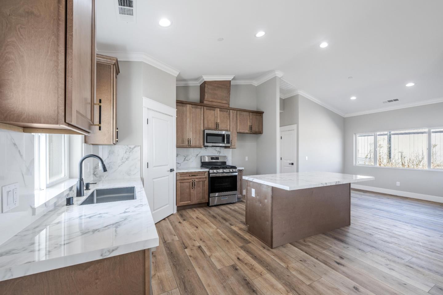 20 Hummingbird CT
