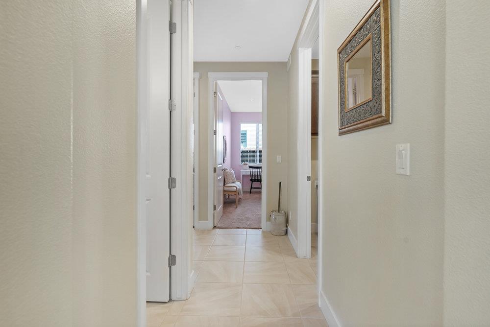 1660 Clover CT