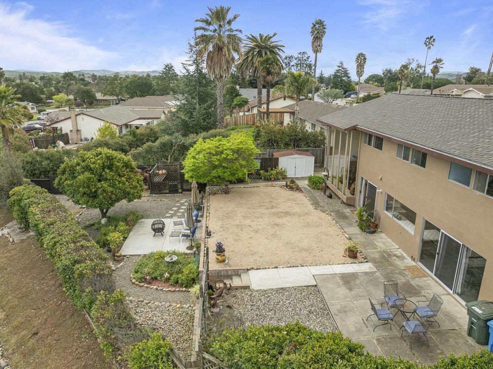561 Donald DR