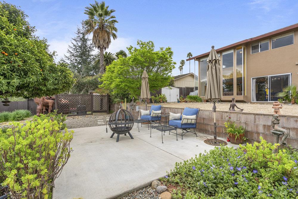 561 Donald DR