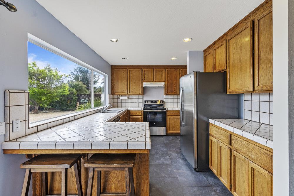 561 Donald DR