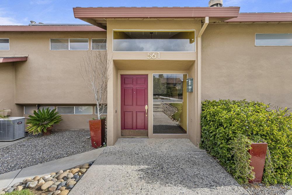 561 Donald DR