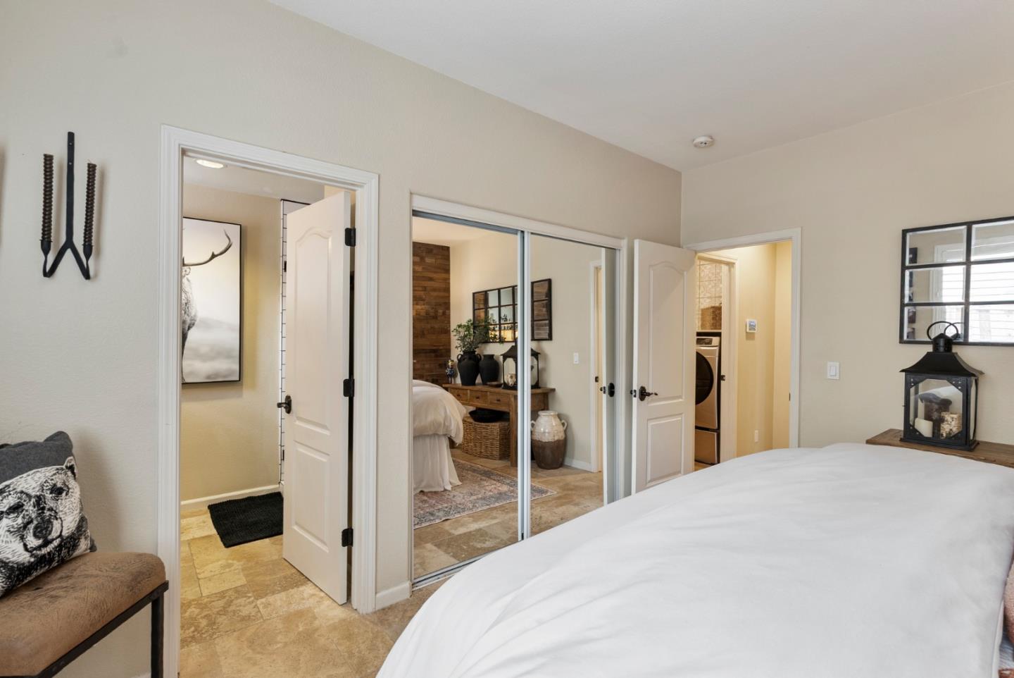 411 Regal DR