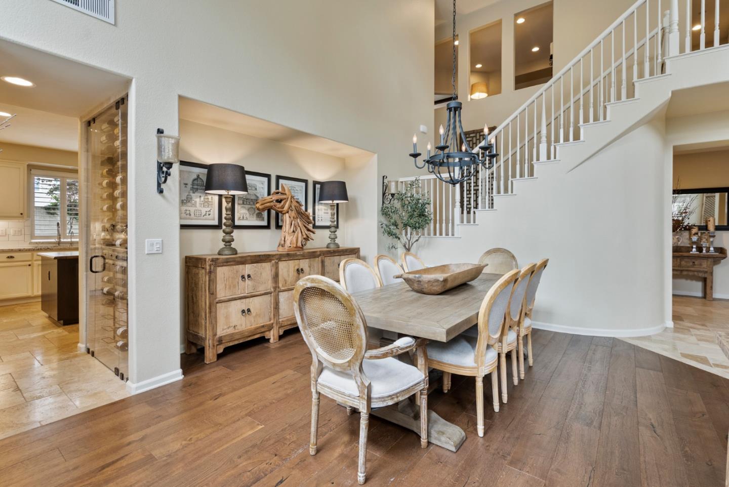411 Regal DR
