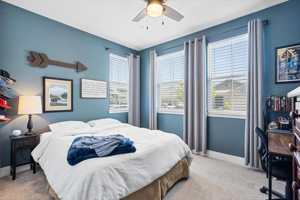 1348 Azalea DR
