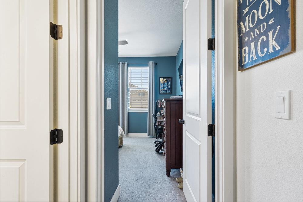1348 Azalea DR