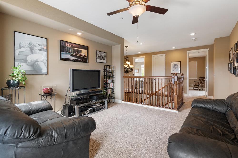 1515 Sunflower DR