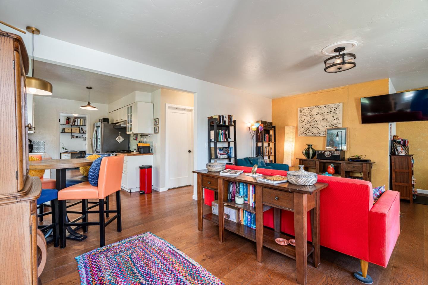 29 Buena Vista Street