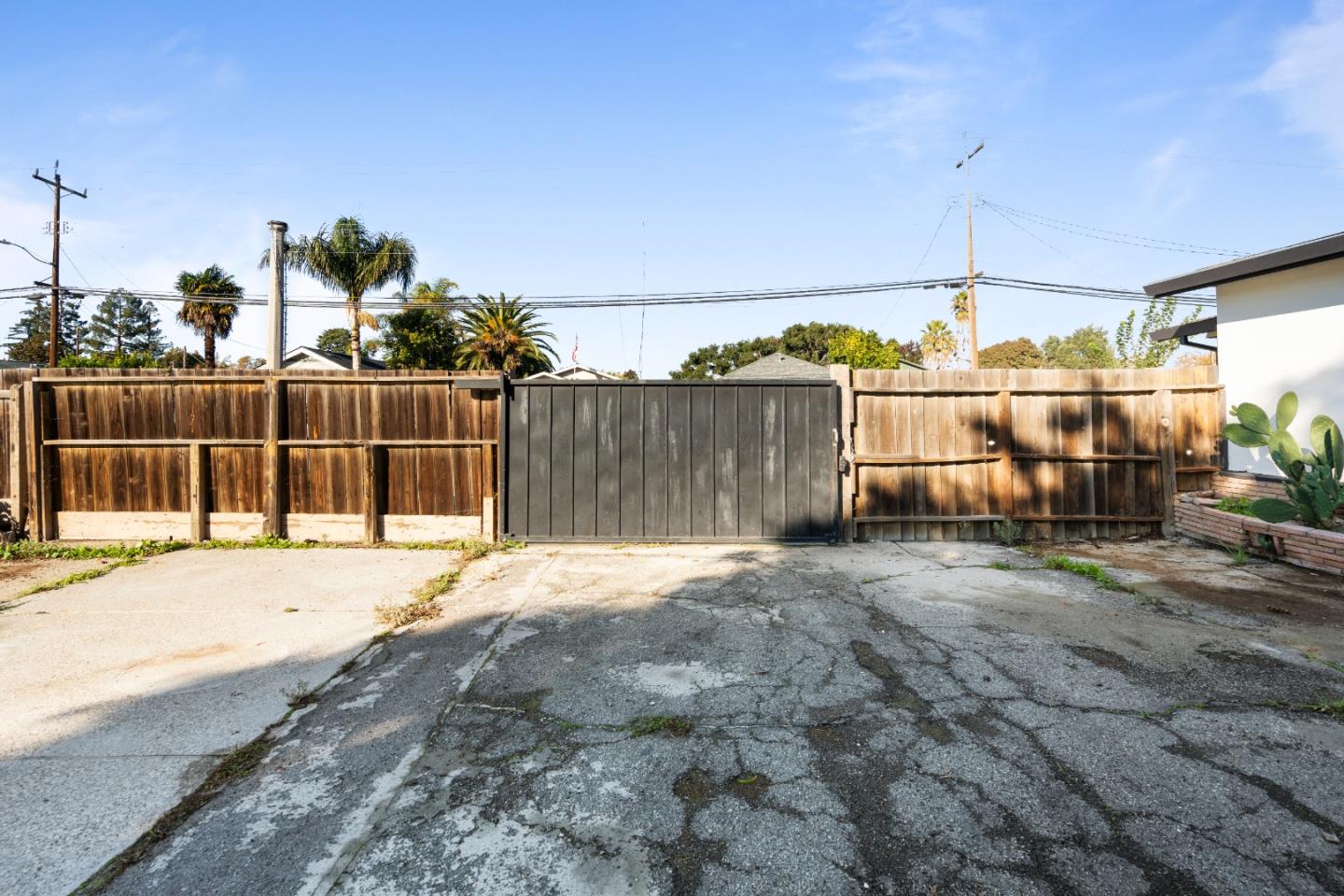 653 South Street