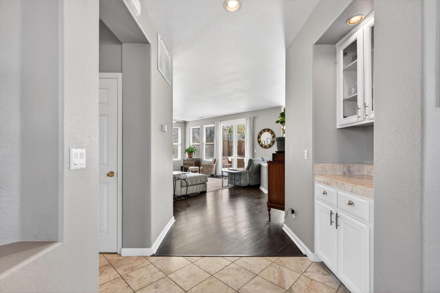866 Covey Court