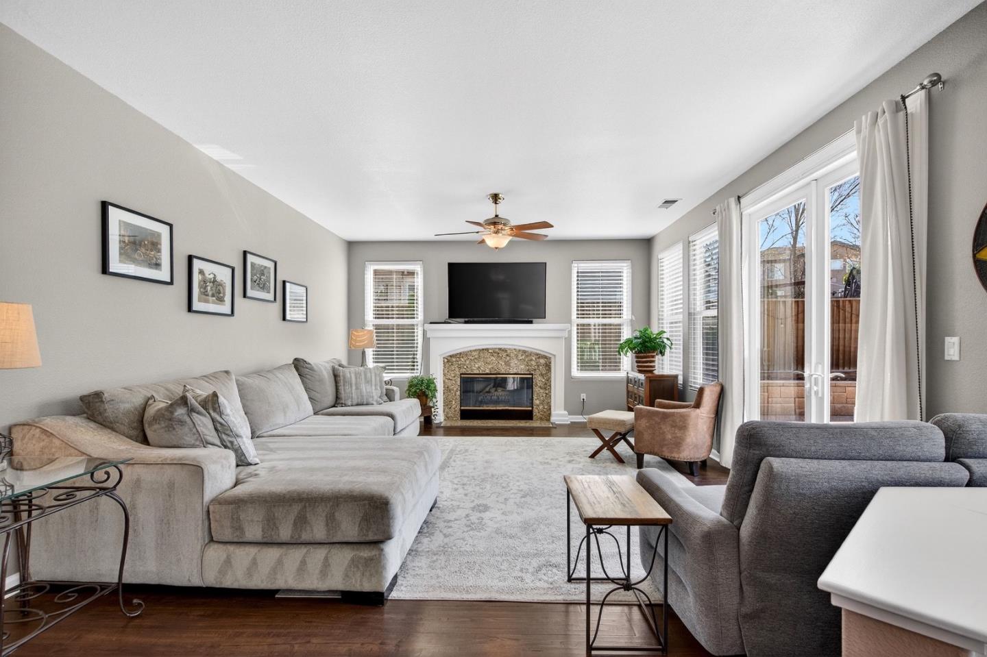 866 Covey Court