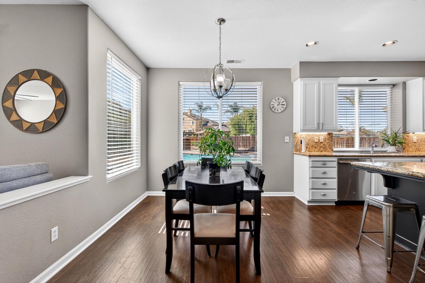 866 Covey Court