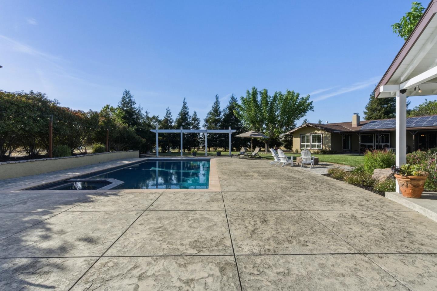 3390 Fallon Road