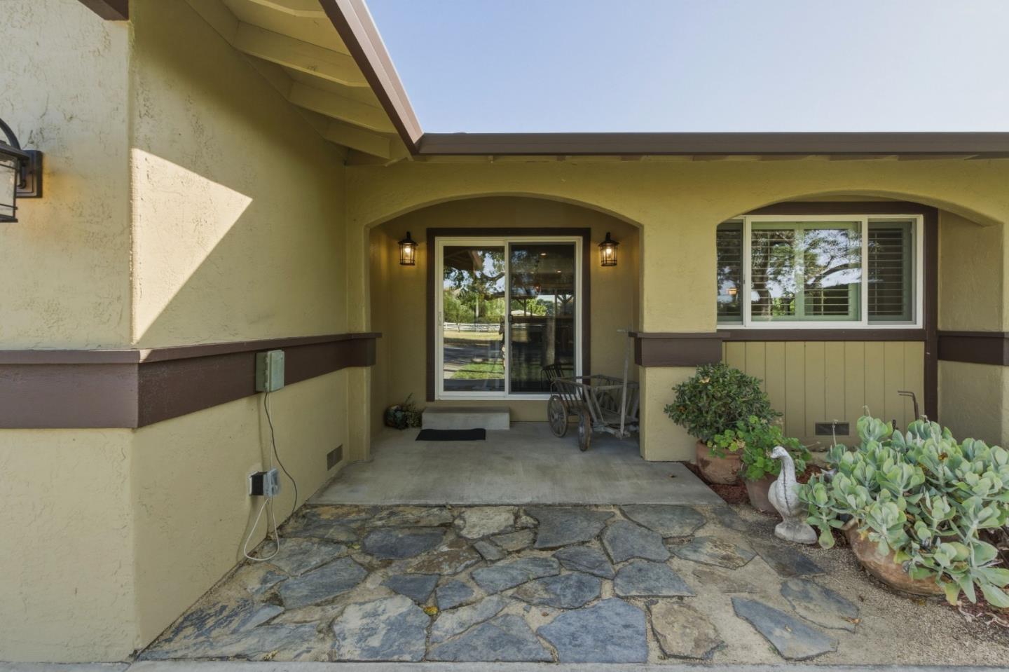 3390 Fallon Road