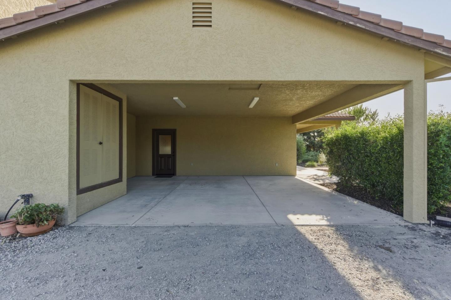 3390 Fallon Road