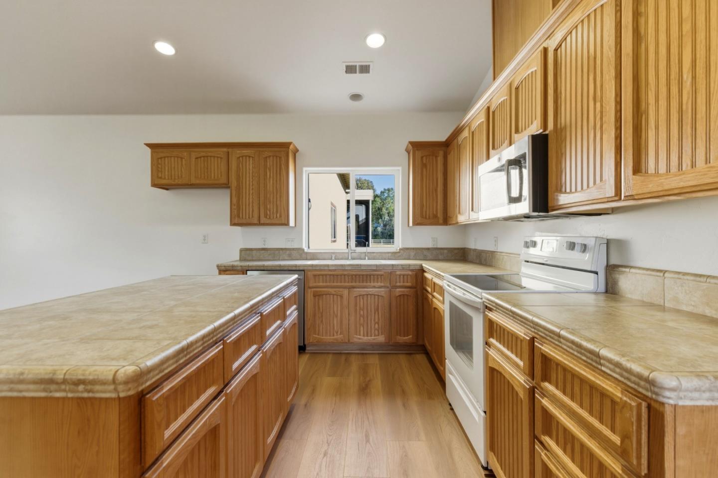 3390 Fallon Road