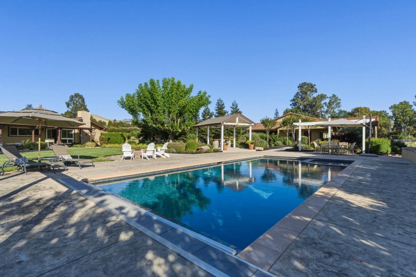 3390 Fallon Road