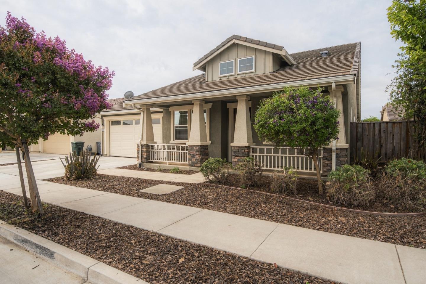 1225 Steinbeck DR