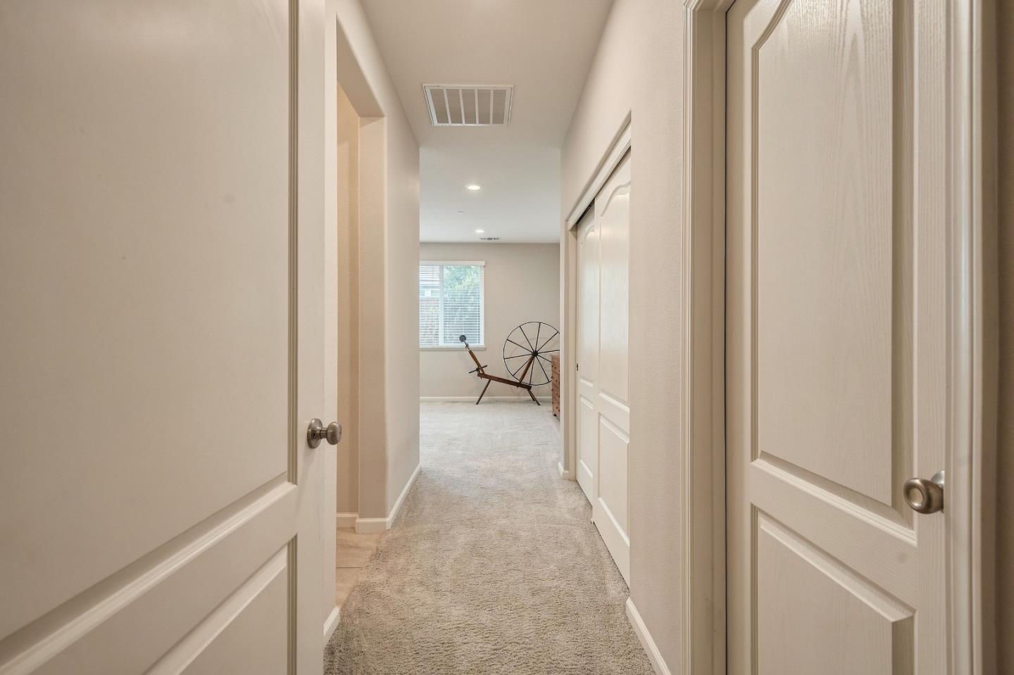 1225 Steinbeck DR