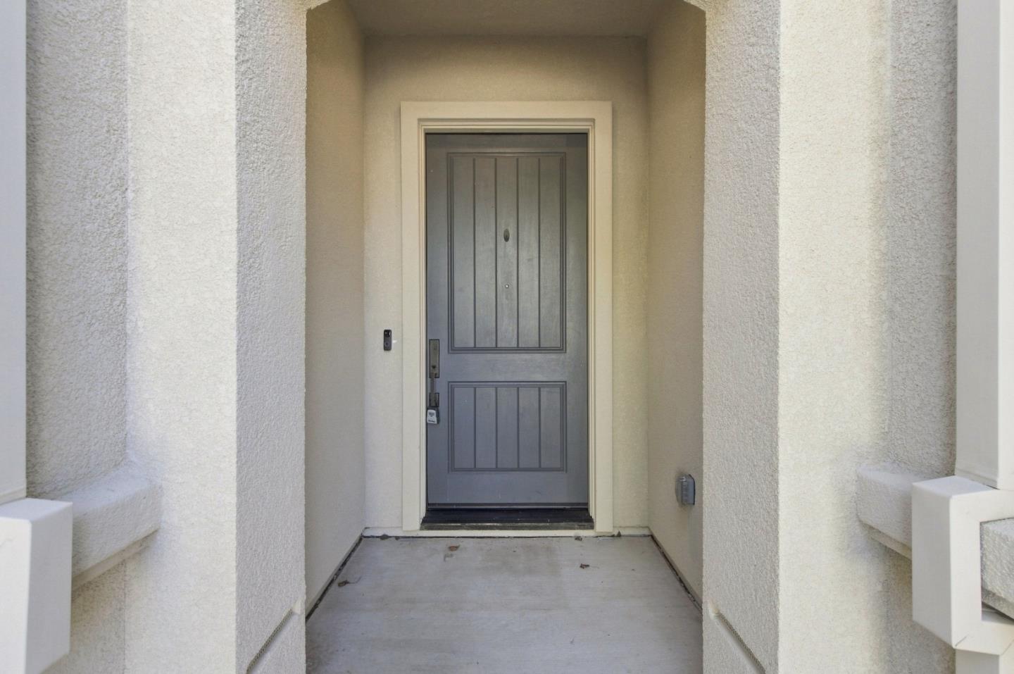 1261 Azalea DR
