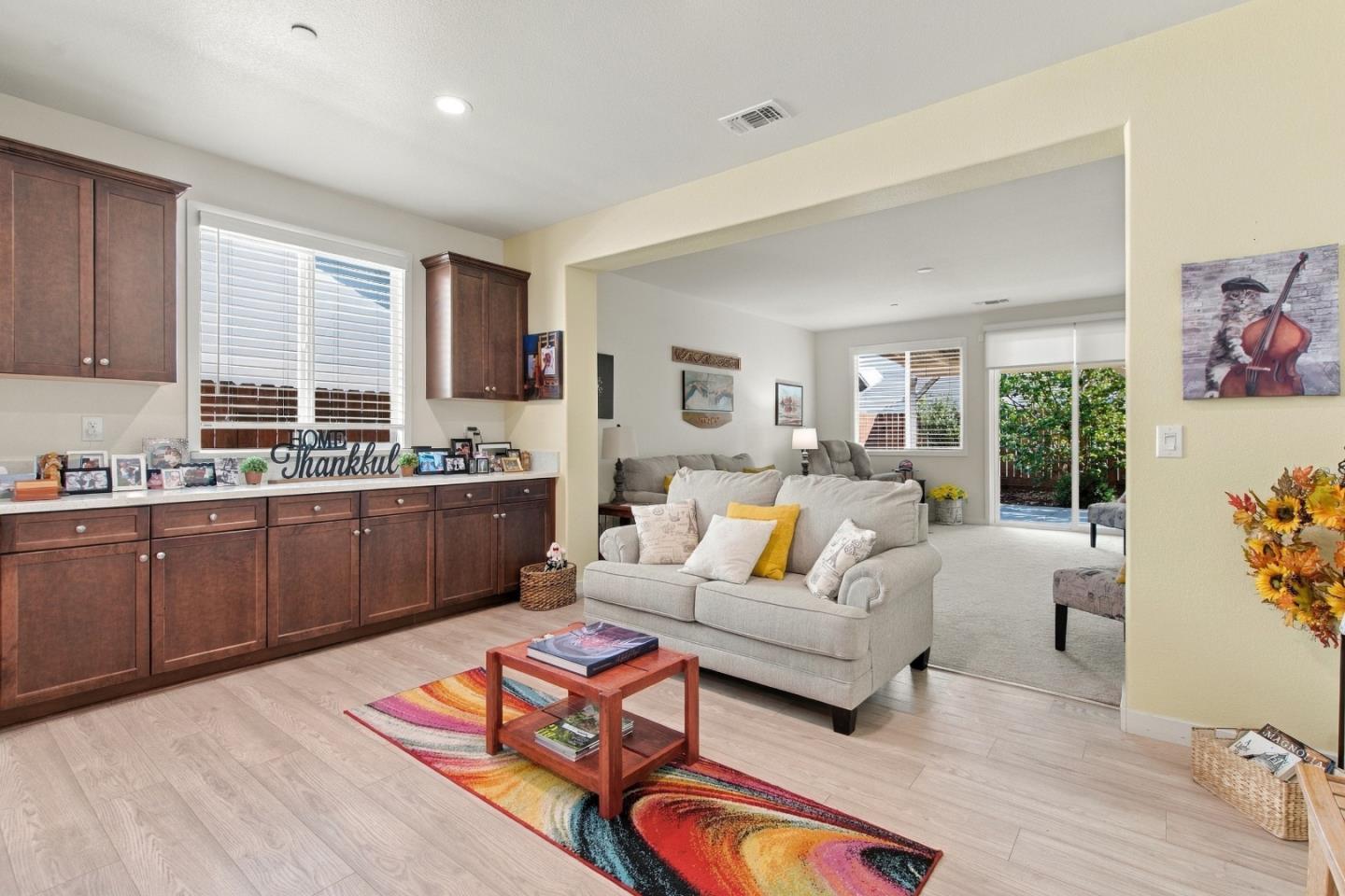 1874 Summit DR
