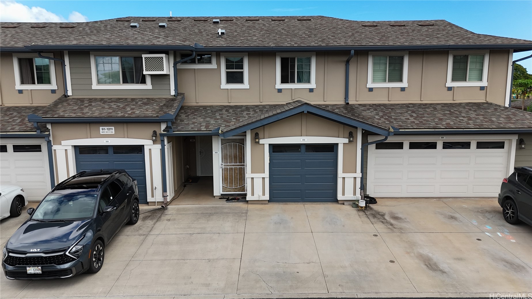 91-1211 Kamaaha Avenue 203