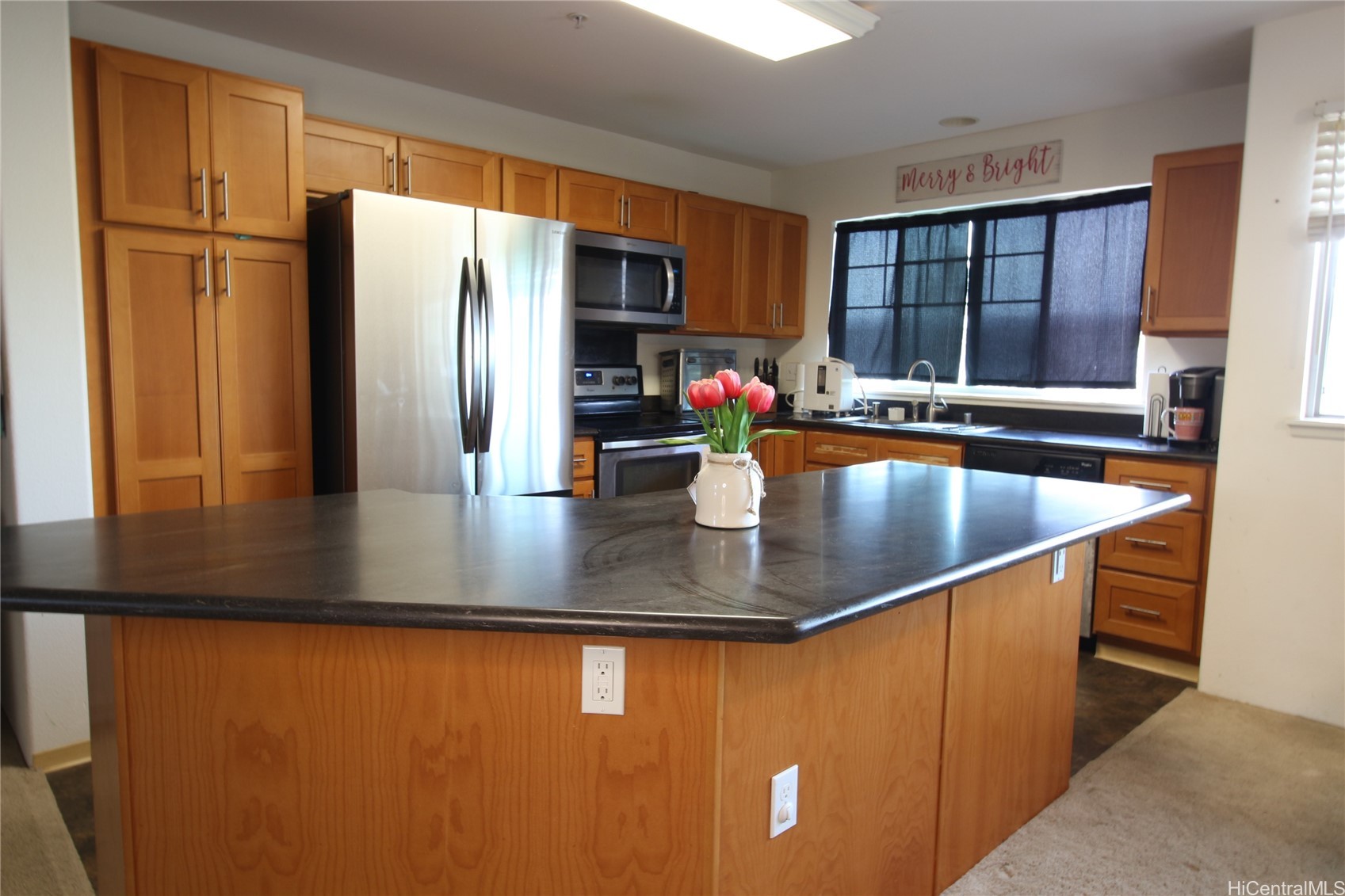 91-1211 Kamaaha Avenue 203