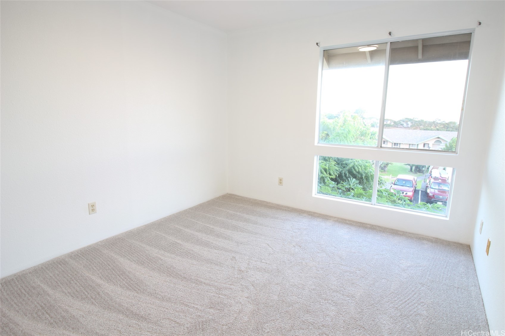 92-1179 Palahia Street J202