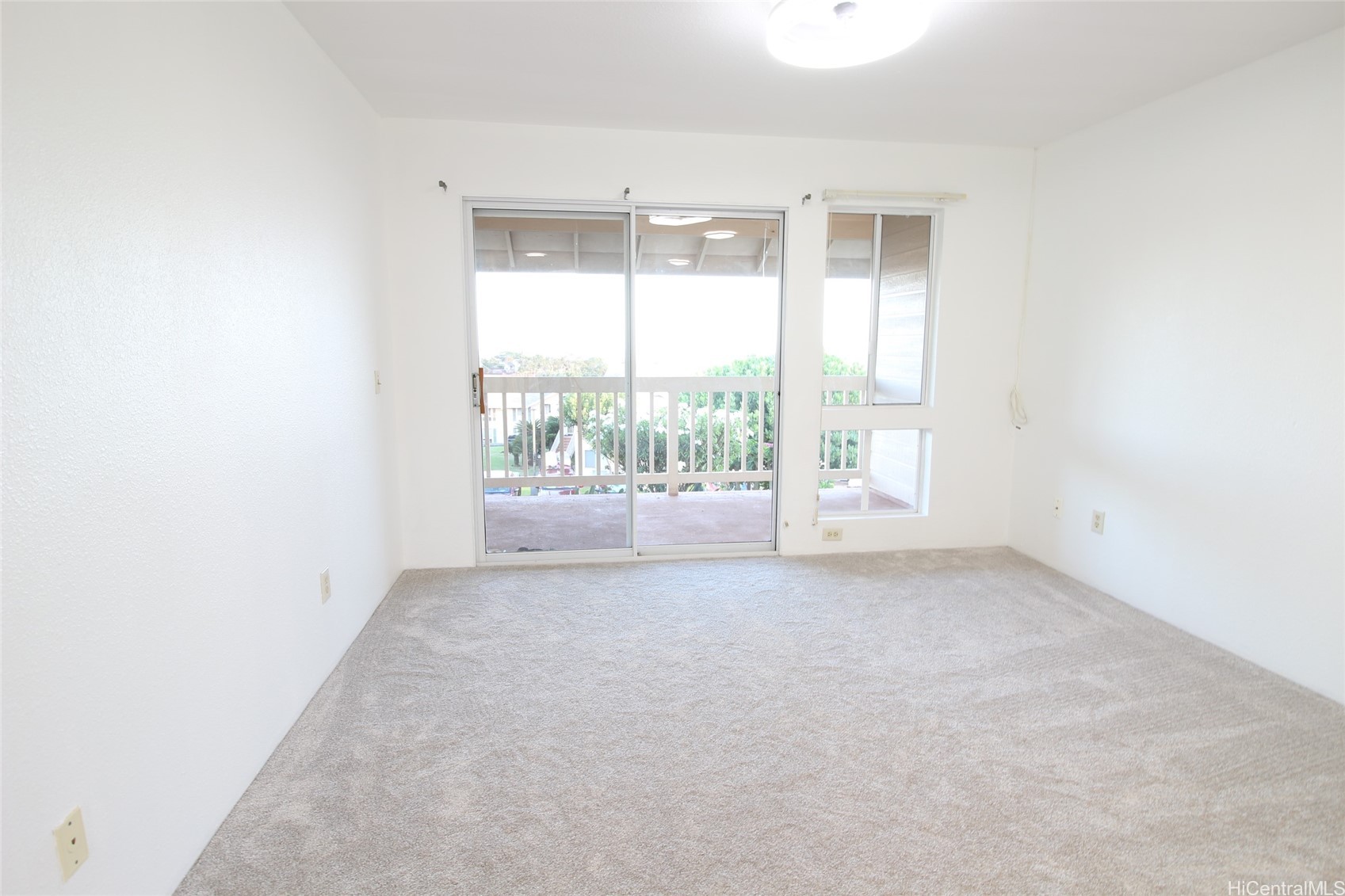 92-1179 Palahia Street J202