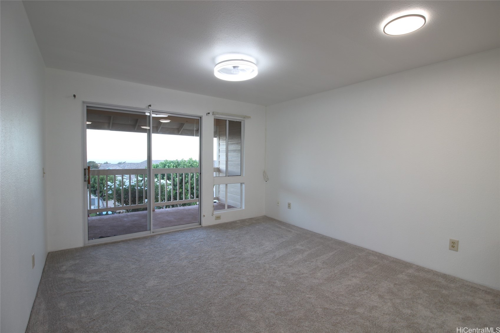 92-1179 Palahia Street J202