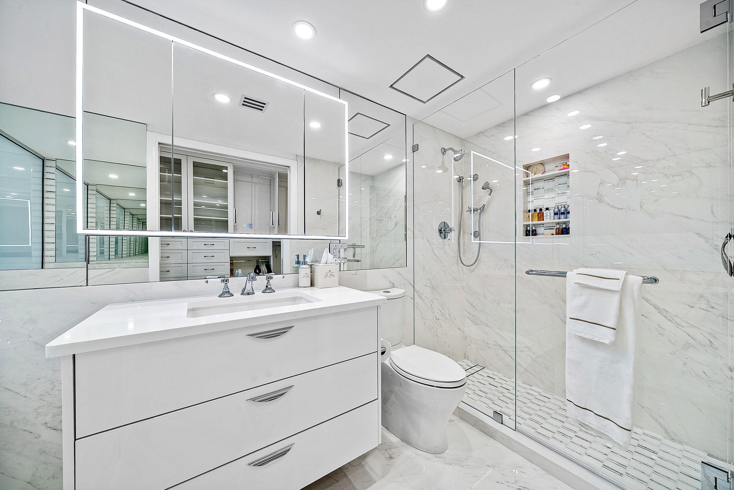 701 E Camino Real 10j