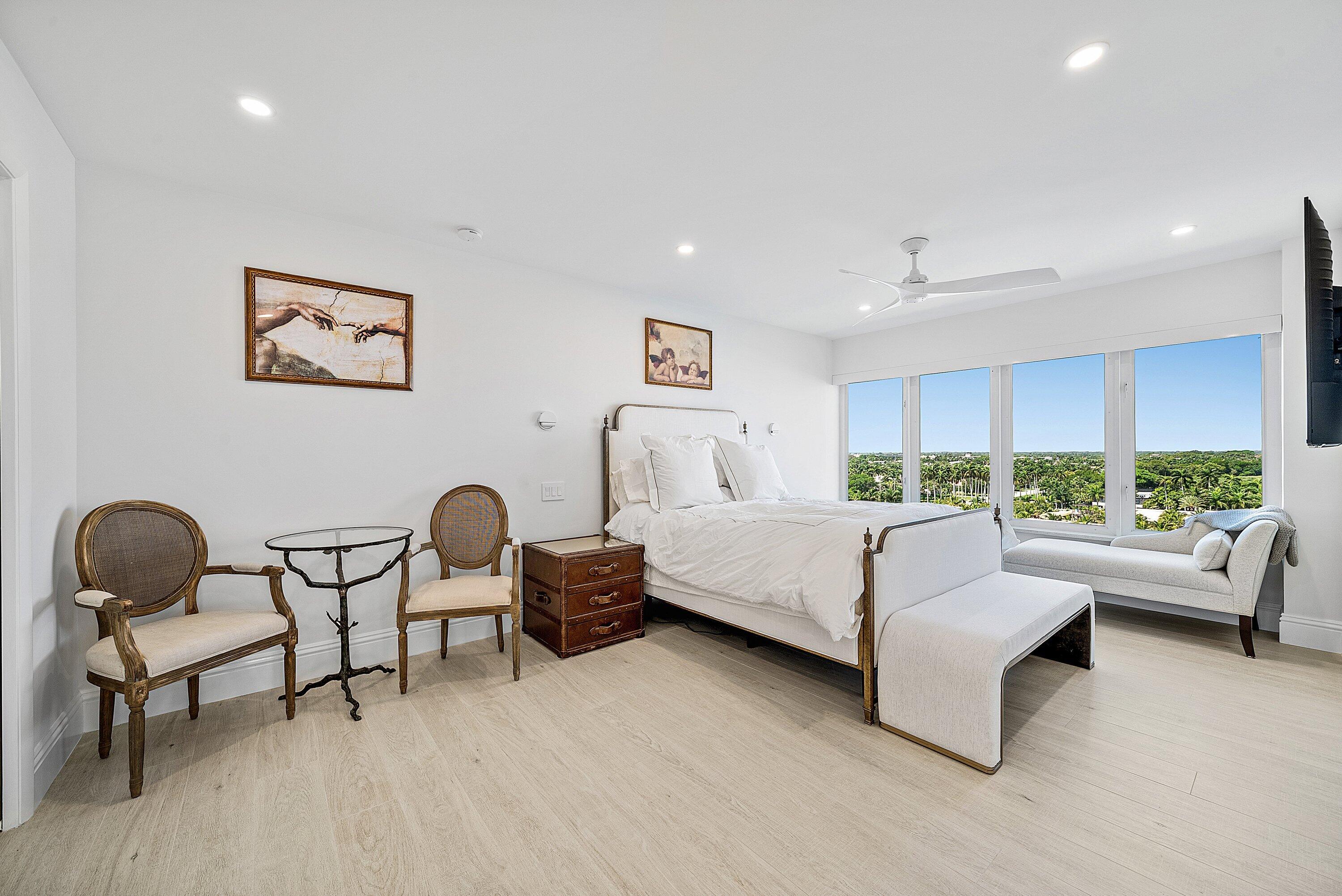 701 E Camino Real 10j