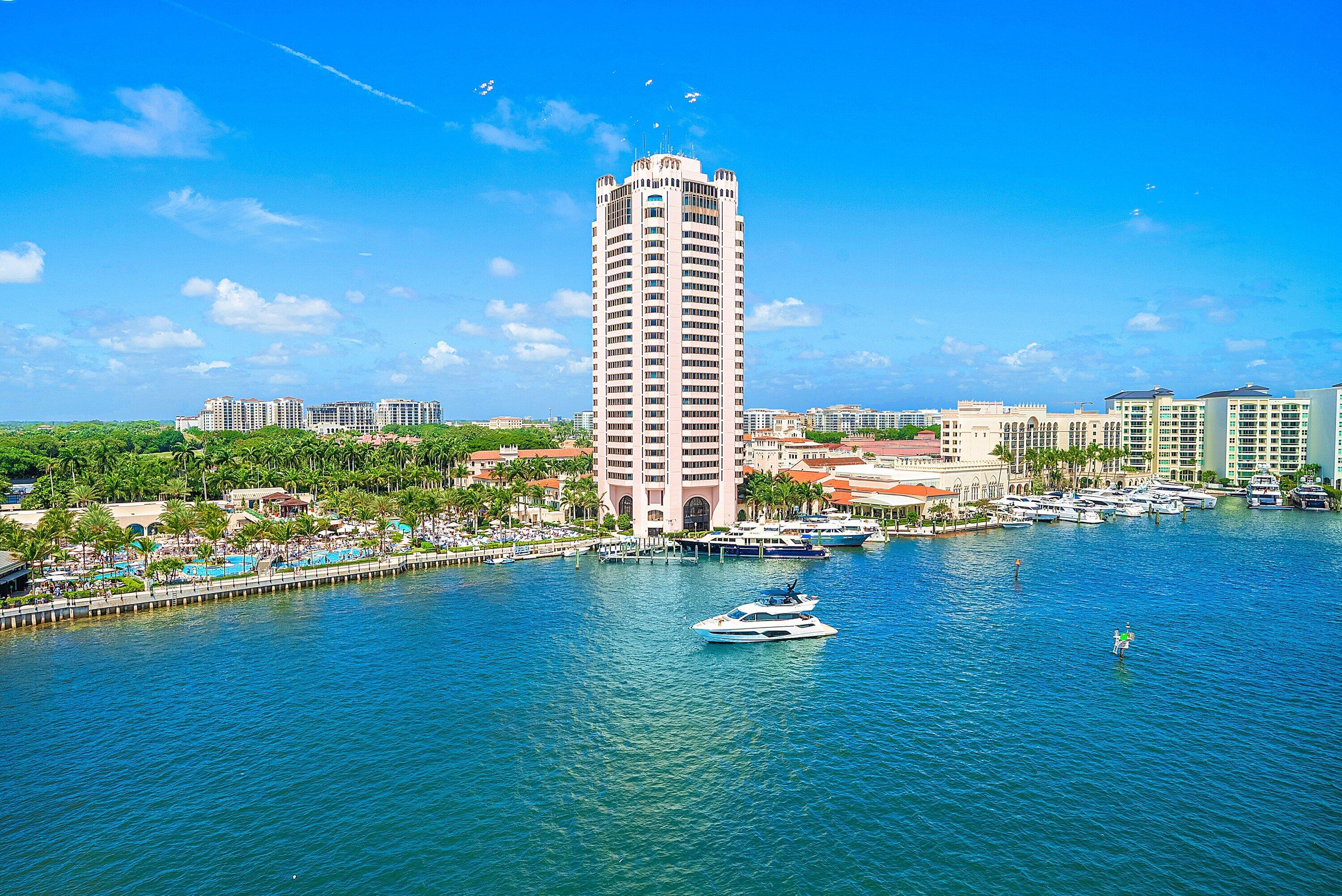 701 E Camino Real 10j