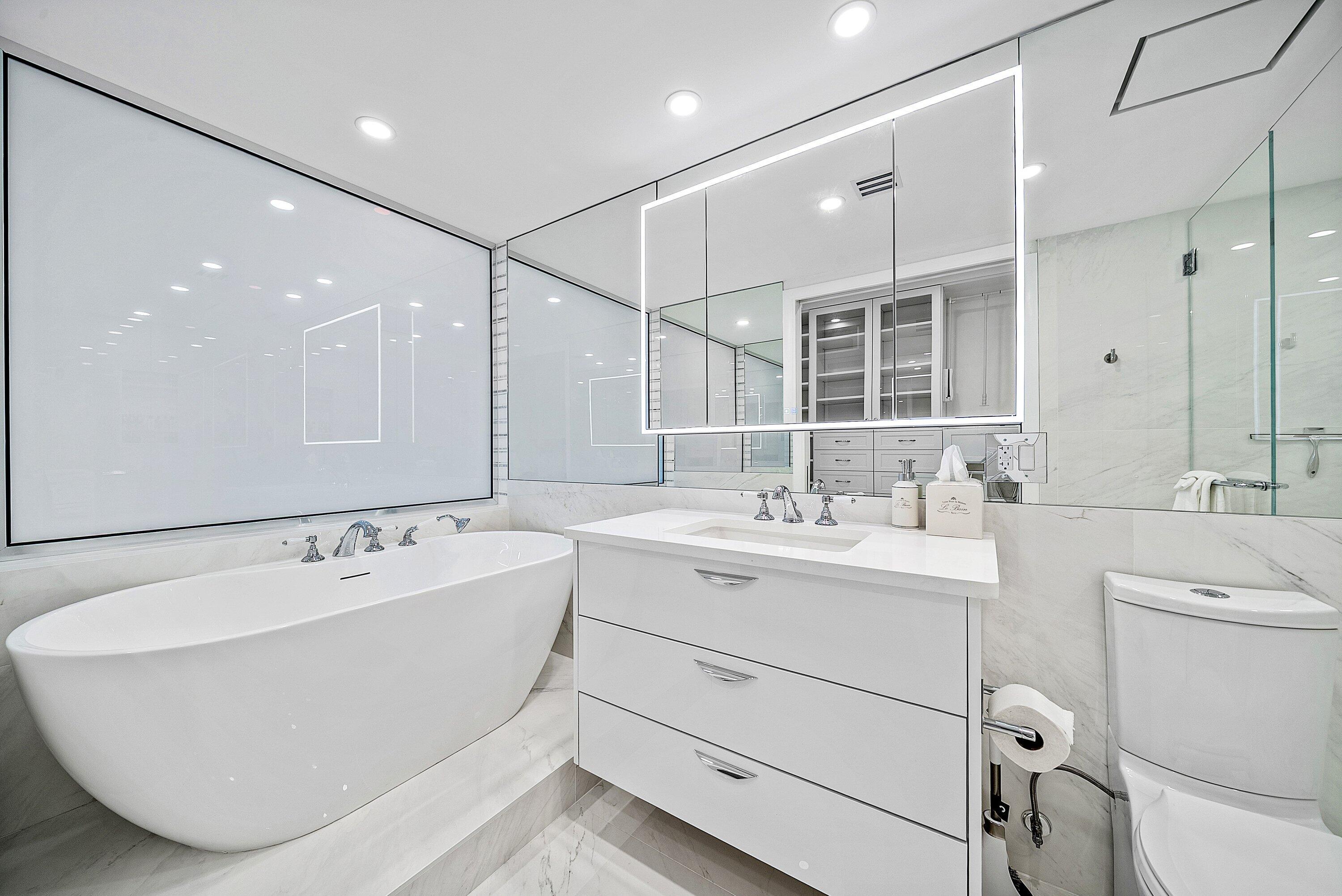 701 E Camino Real 10j