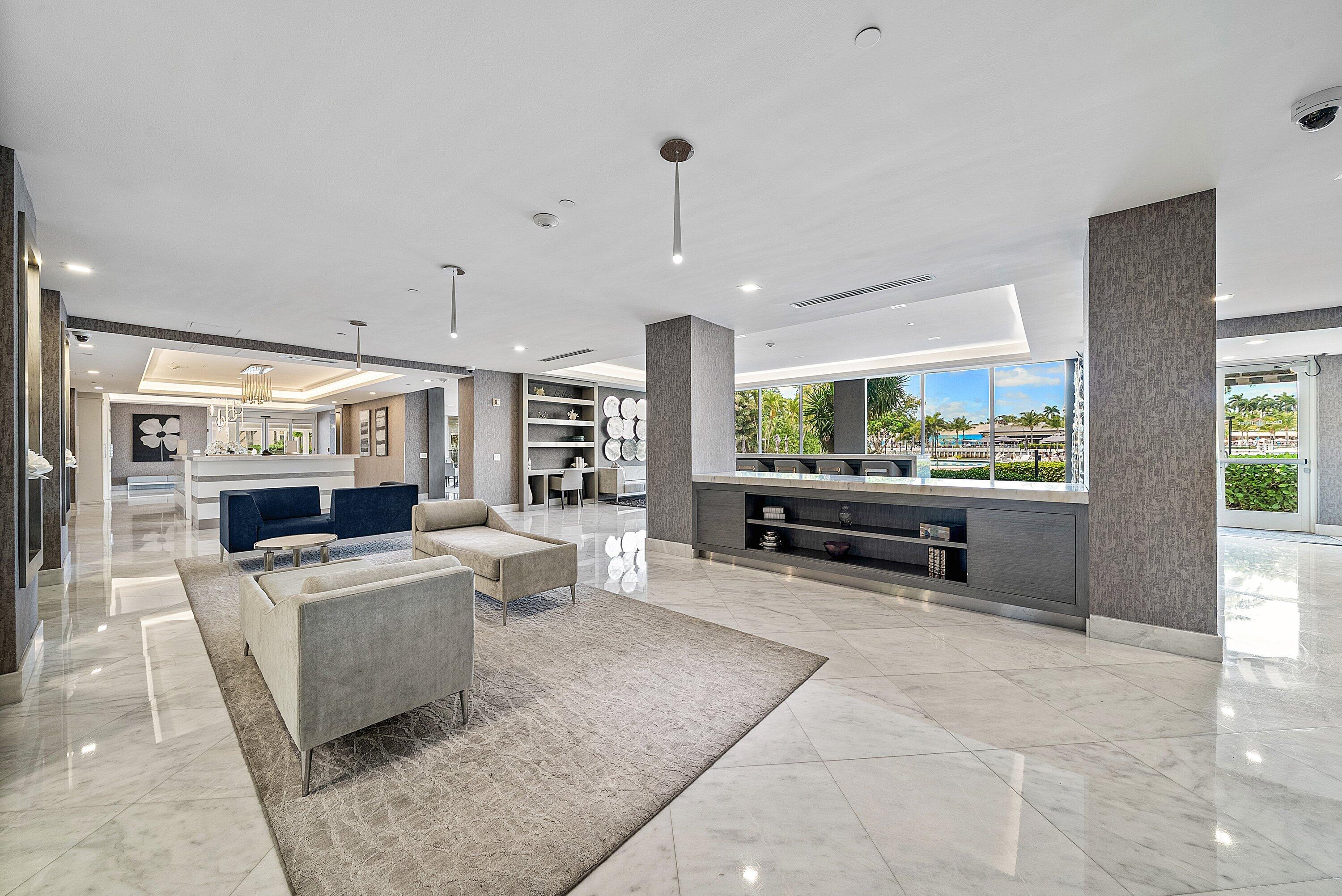 701 E Camino Real 10j