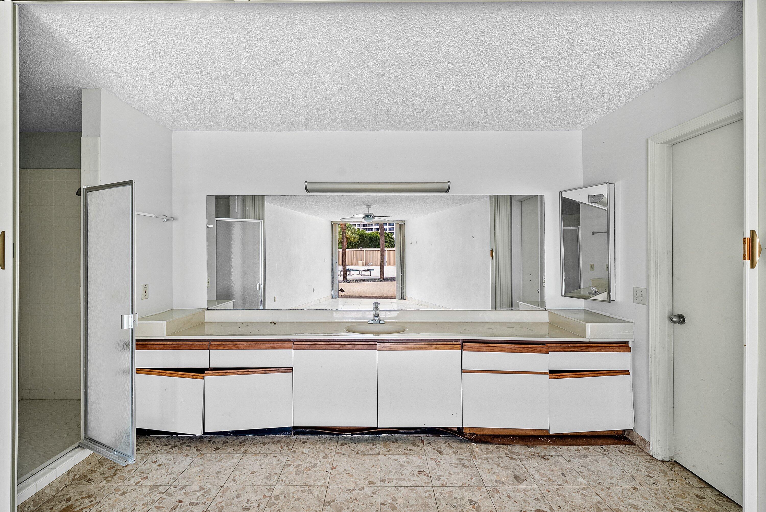 1401 S Ocean Boulevard 1050