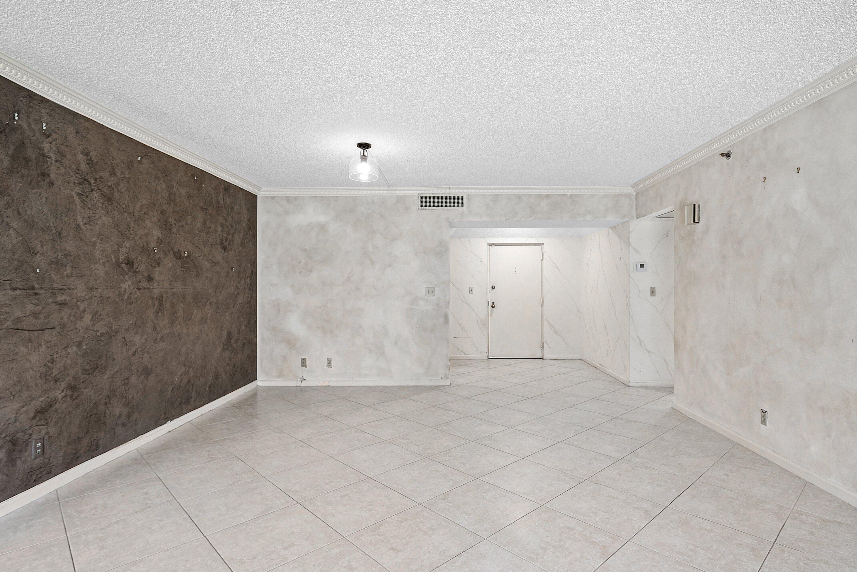 1401 S Ocean Boulevard 1050