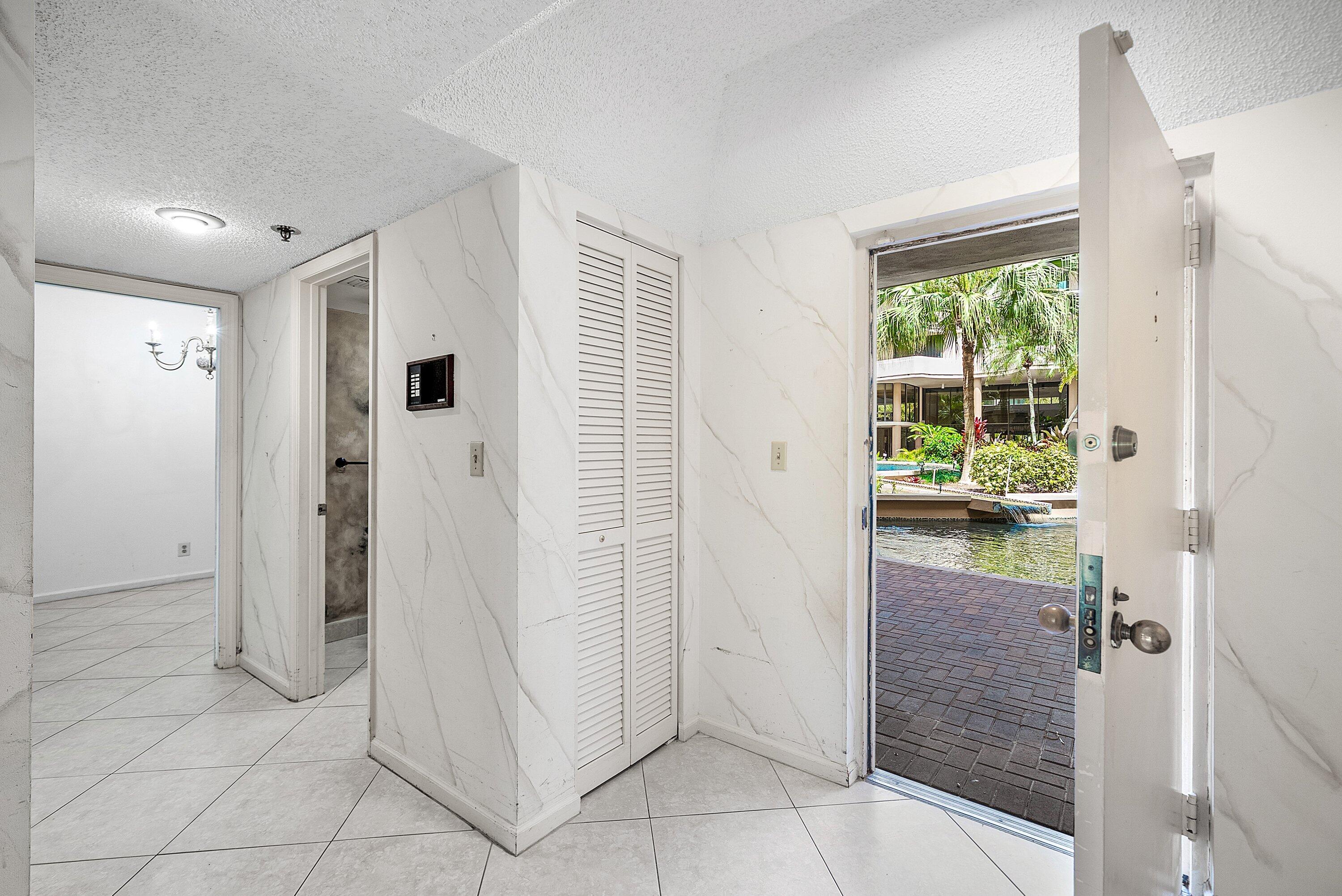 1401 S Ocean Boulevard 1050