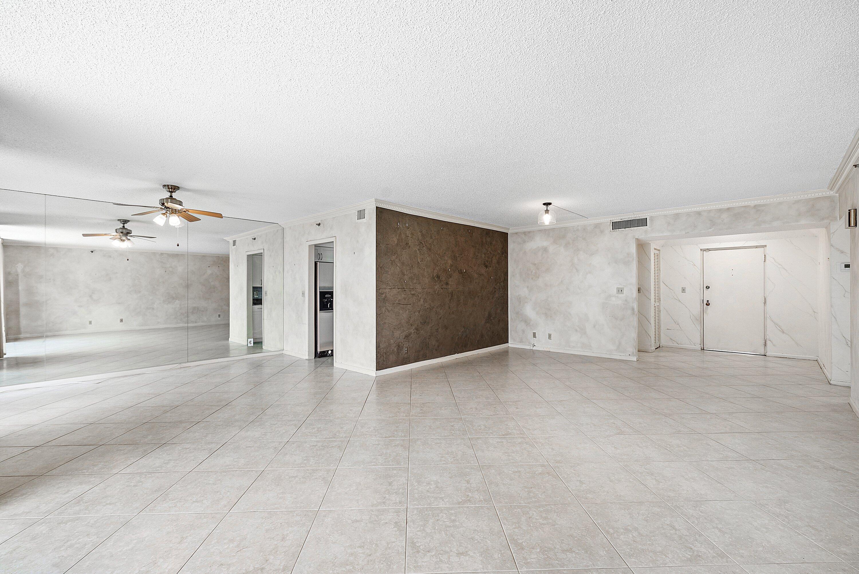 1401 S Ocean Boulevard 1050